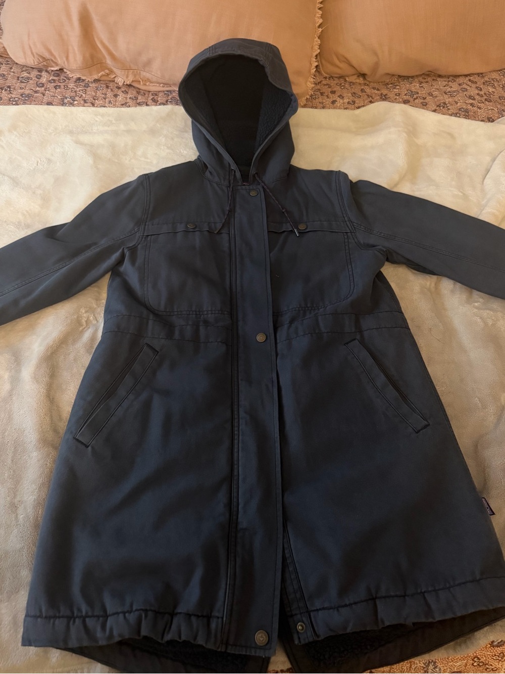 Patagonia Women's Hooded Coat - Navy Blue/Gray